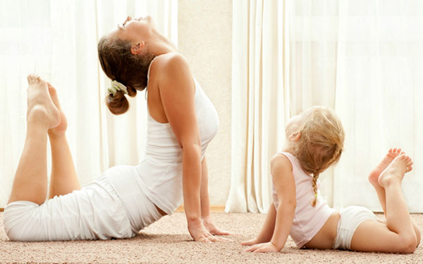 Yoga oynamak: çocuk için üç faydalı egzersiz