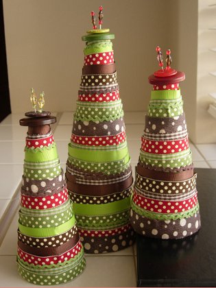 Şerit Noel ağacı