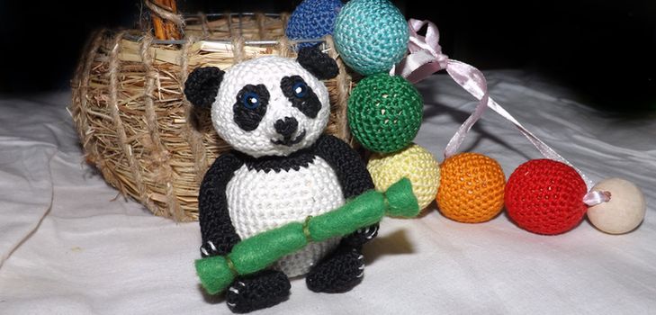 Kendi Ellerinizle Örme Panda Oyuncak
