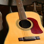 Yeni başlayanlar için bir gitar nasıl kurulur Yeni başlayanlar için bir gitar nasıl kurulur