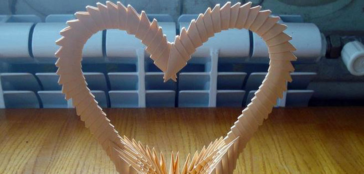 Kağıt kalpten origami nasıl yapılır, video