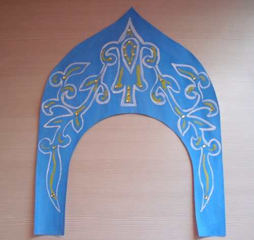 Karton Rusça kokoshnik