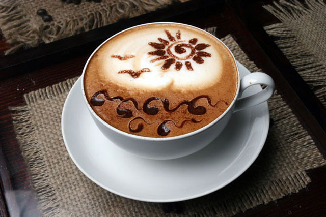Latte art - kahve boyama