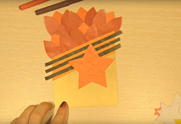 Kendi ellerinizle 9 Mayıs'taki kartpostal