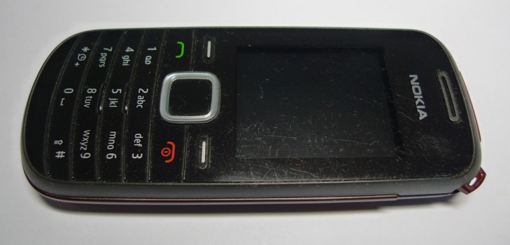 Telefonunuzdan çizikleri nasıl temizleyebilirim?