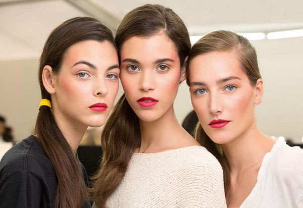8 Mart'ta etkili makyaj: Chanel'in Sırları