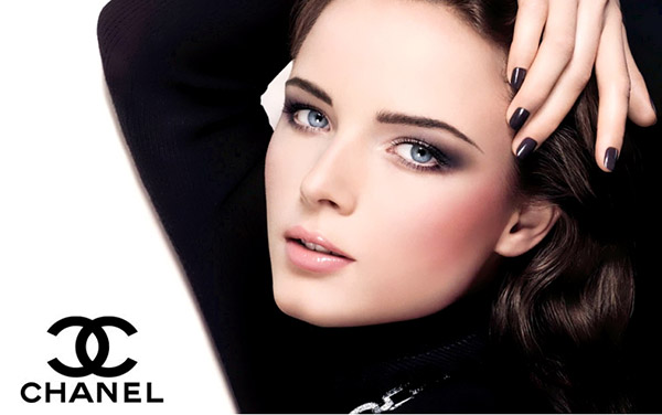 On dakika etkili makyaj: ipuçları makyaj sanatçısı Chanel