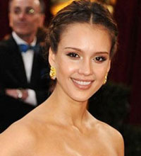 Oval yüz: Jessica Alba