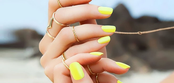 Manikür haute couture TOP-3 tasarımcılardan çivi fikirleri