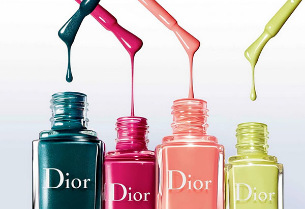 Dior Renk Gradasyonunun dekoratif koleksiyonundaki yaramaz gradyan