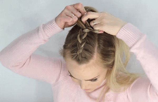 Kendi elleriyle Havai Fişek Yeni Yılı İçin Saç Türü - kısa, orta, uzun saçlar için moda fikirleri, fotoğraf