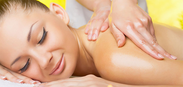 Yaşamın gücü ve uyum: SPA-salon Banyan Tree'de Tayland masajı