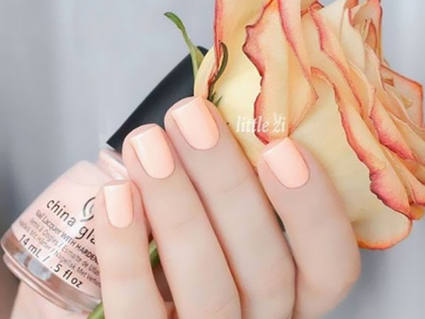 Bahar manikürü: China Glaze'den şık trendler