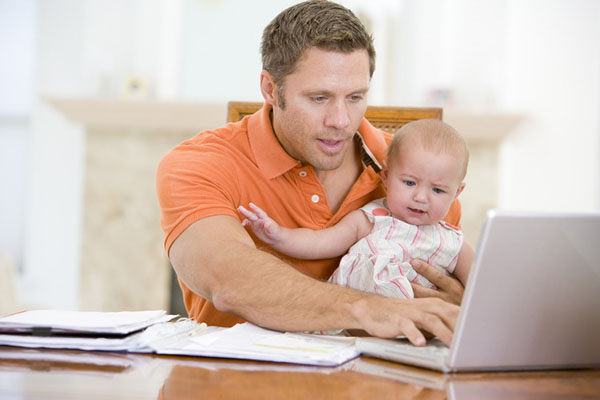 Kocanızın ideal bir baba olmasına nasıl yardımcı olabilirim? Fikirler var!
