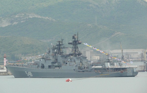 Tebrikler Donanma Günü-2016 - kısa ve komik ayet ve nesir. 2016 yılında Moskova, St. Petersburg, Kronstadt, Sivastopol, Novorossiysk'de Deniz Kıyısı Günü için şenlik programı