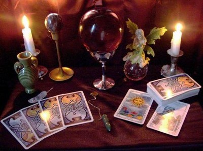 Tarot'un gelecek için kehanet edilmesi