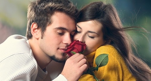 14 Şubat'ta sevilen birini nasıl şaşırtırabilirsin?
