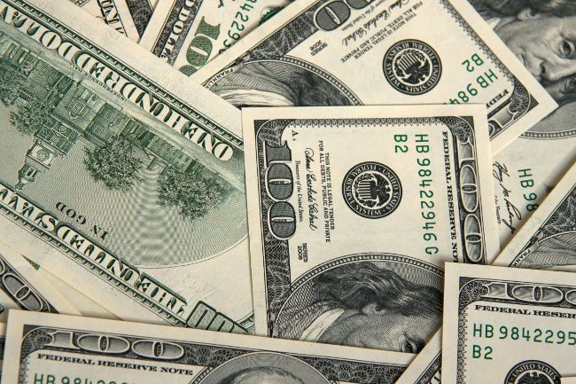 Sahte para: sahte bir 100 $ 'lık nasıl tanımlanacak? Sahte para: sahte bir 100 $ 'lık nasıl tanımlanacak?