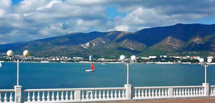 Eylül 2016'da Gelendzhik hava nasıl olacak? Eylül ayı Gelendzhik'teki hava ve su sıcaklığı üzerindeki hidrometeorolojik merkezin tahminleri ve turistlerin incelemeleri