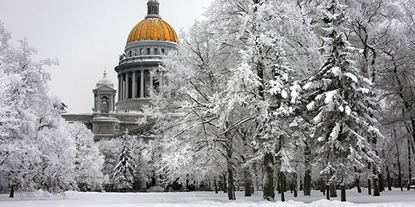 Petersburg'da hava Aralık 2016, Yılbaşı için. Aralık 2016 için St. Petersburg ve Leningrad bölgesi için ayı başına ve doğru son hava tahminleri