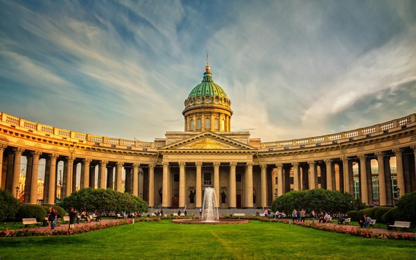 Haziran 2016'da St. Petersburg'da nasıl bir hava bekleniyor
