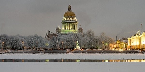 Kasım 2016'da St. Petersburg'da hava - ay başında ve sonundaki en doğru tahmin