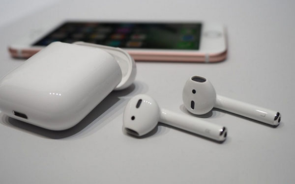 Sınırsız Ses: Apple AirPods Kablosuz Kulaklıklar