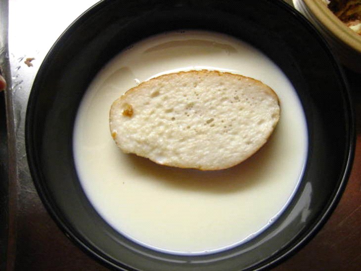 sütteki somun