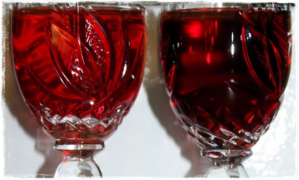 Kirazların tentürü evde