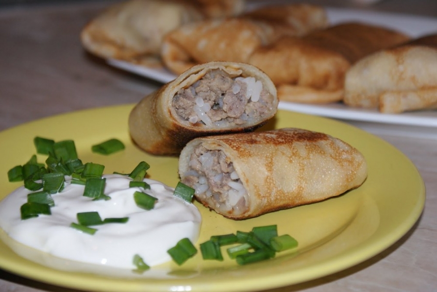 Pişirme sırları: fotoğraflarla ve videolarda en lezzetli dolma krep tarifleri