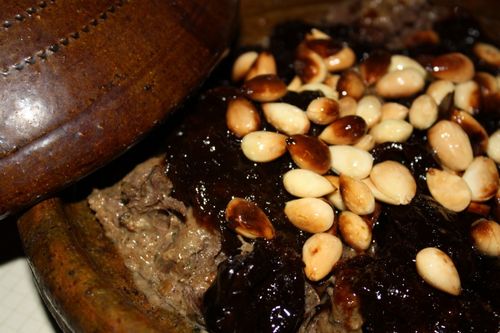 Çoklu çizgide kuru otla birlikte sığır eti için reçete - fotoğraf ile adım adım
