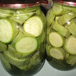 Sarımsaklı turşu ilikler