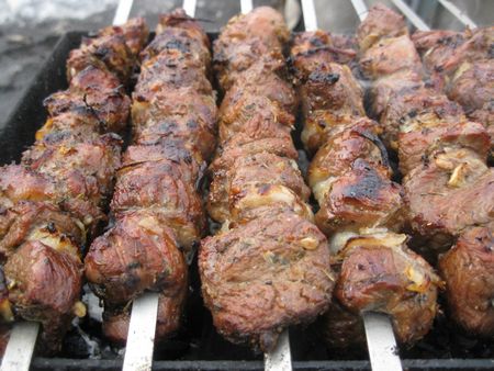 Kuzu shish kebabı nasıl pişirilir