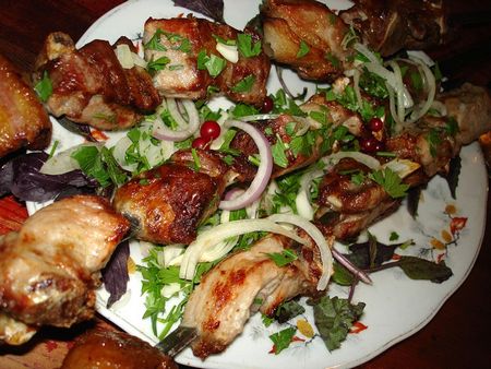 Kuzu shish kebabı nasıl pişirilir