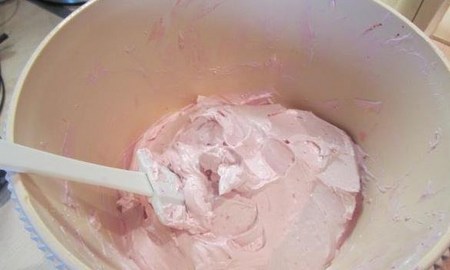 Cappeycakes İçin Bir Krem Nasıl Yapılır: Tereyağı, Çikolata ve Protein Kremi için Tarif