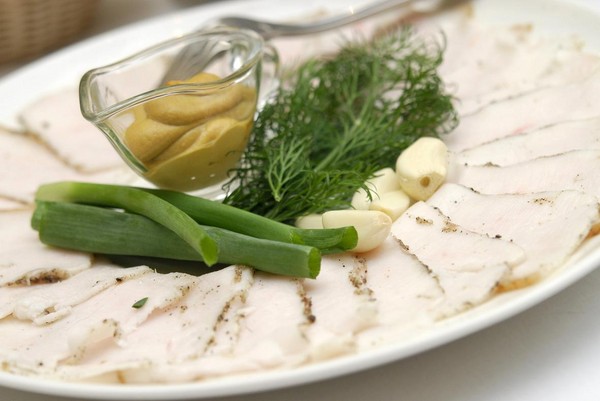 Lezzet ve hızlı bir şekilde yağlı turşu nasıl