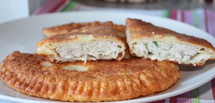 Chebureks için en iyi hamur
