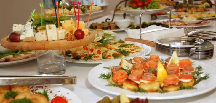şenlikli masa