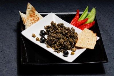 Zeytinlerden makarna