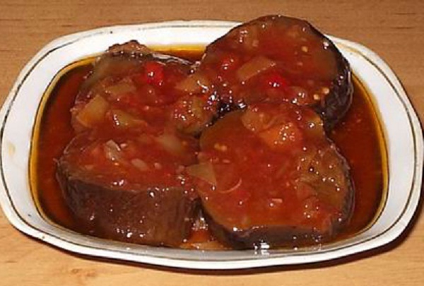 Kış için patlıcan salatası