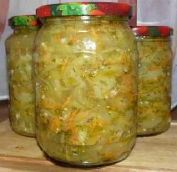 Kışın yeşil domatesli lahana salatası