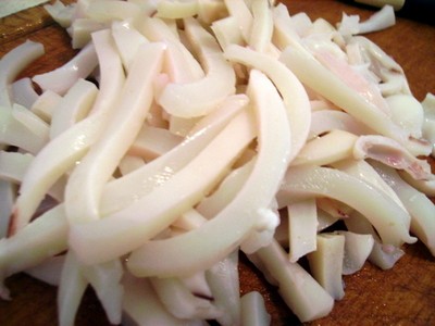 Karides ve kalamar salatası