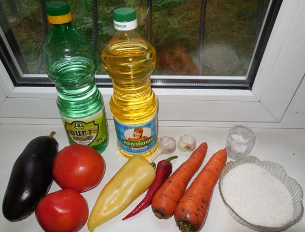 Kış için domates salatası