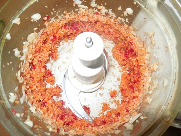 Kış için domates salatası