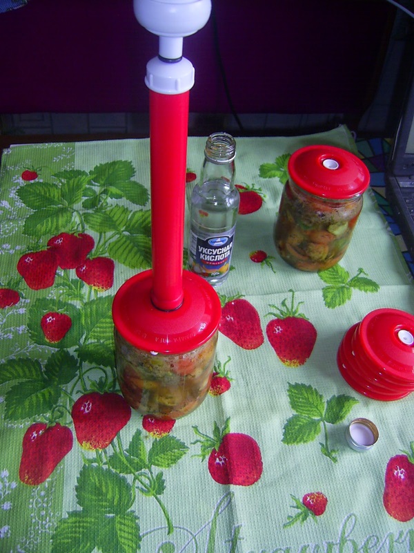 Kış için domates salatası