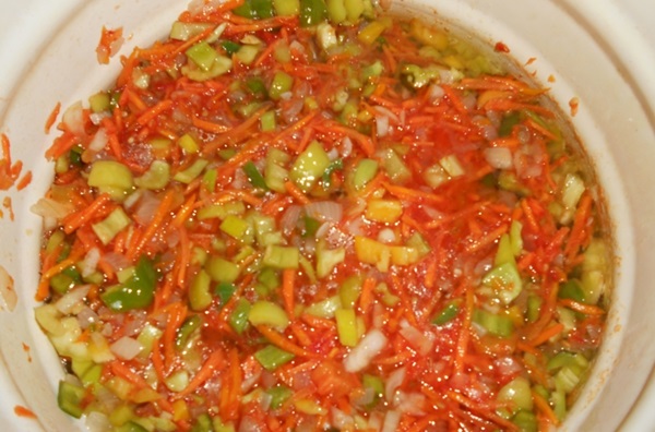 Kış için domates salatası