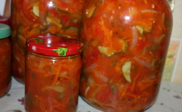 Kış için domates salatası