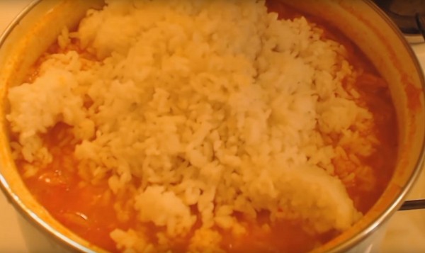 Kış için pirinç ve sebzeli salata. Kışın salata için pirinç ve domates, kabak, havuç tarifi