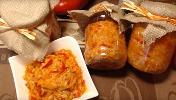 Kış için pirinç ve sebzeli salata. Kışın salata için pirinç ve domates, kabak, havuç tarifi