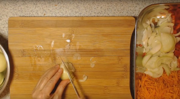Kış için pirinç ve sebzeli salata. Kışın salata için pirinç ve domates, kabak, havuç tarifi